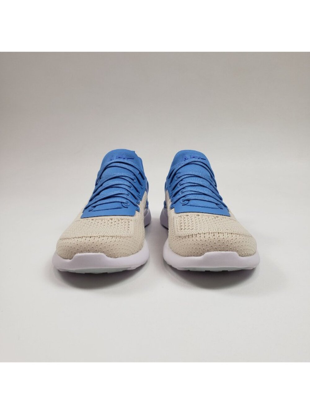 APL TechLoom Tracer Running Shoes Women’s Size 6 Coastal Blue/Beach/White NWB - Picture 6 of 16